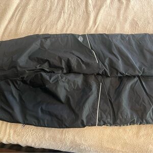 Columbia Boys Snow pants- very adjustable to waist and length (black)